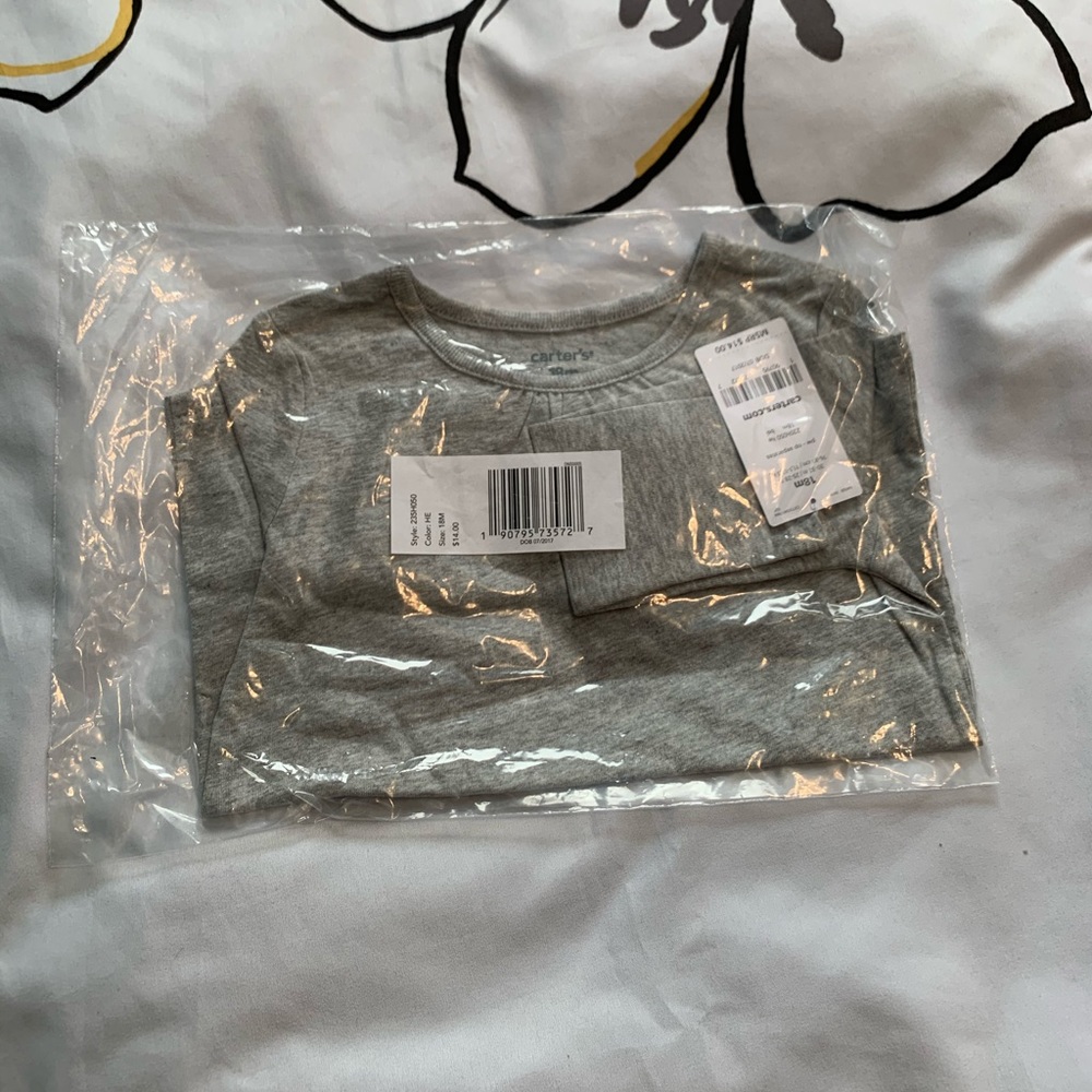 Gray long sleeve T-shirt 18m
